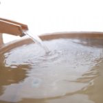 浴室天井にカビが発生しやすい理由とは？リフォームでできる対策法も